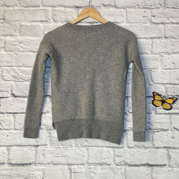 WILFRED Free Aritzia 100% Wool From Italy Crew Neck High-Low Sweater Size XXS - Picture 4 of 10